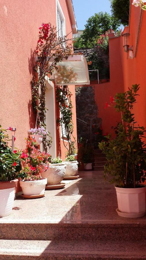 Vila "Mare" Banjol Εξωτερικό φωτογραφία